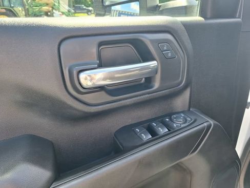 Used 2025 Chevrolet Silverado 2500 Custom w/ Custom Value Package AWD/4WD image 16