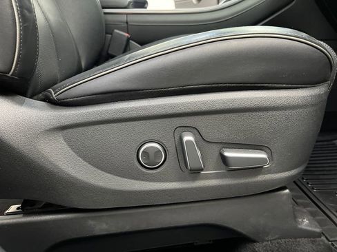 Used 2024 Hyundai Palisade Calligraphy image 30