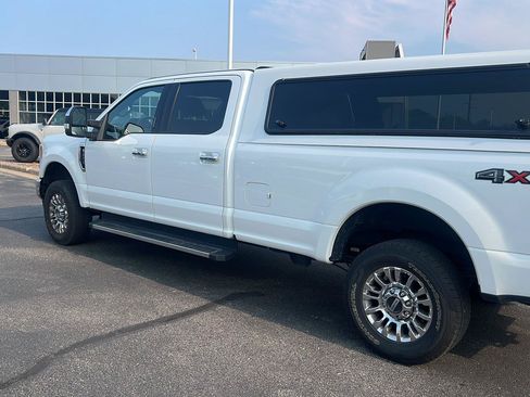 Used 2022 Ford F250 Lariat w/ Lariat Ultimate Package AWD/4WD image 11