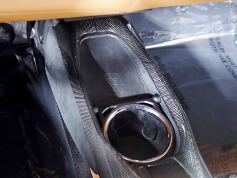 Used 2024 Ferrari 296 GTS image 31