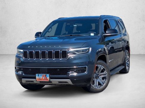 Used 2024 Jeep Wagoneer Series II w/ Flexible Seating Group AWD/4WD image 1