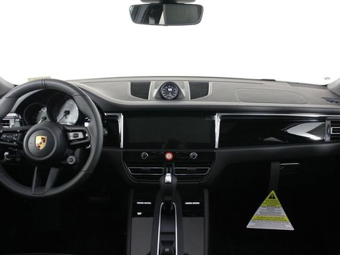 New 2026 Porsche Macan S image 11