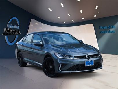 New 2025 Volkswagen Jetta SE