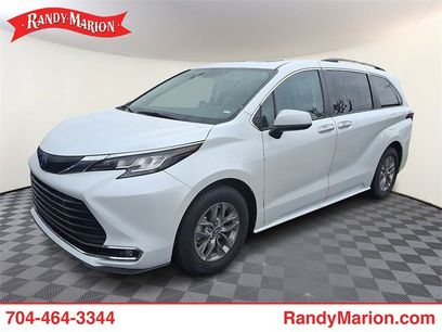 Used 2023 Toyota Sienna XLE