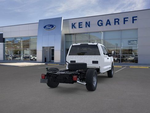 New 2025 Ford F350 XL w/ XL Chrome Package image 9