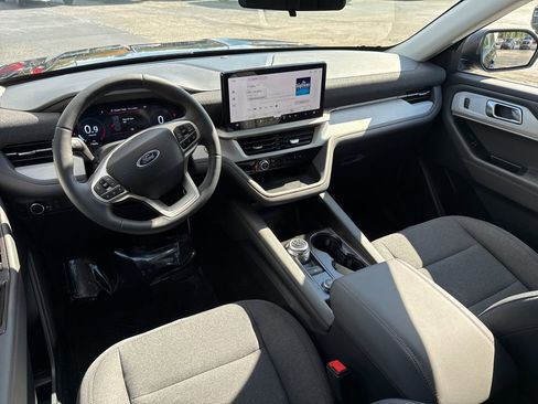 New 2026 Ford Explorer Active image 16