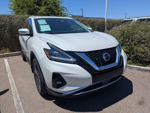 Used 2019 Nissan Murano Platinum w/ Cargo Package AWD/4WD image 3