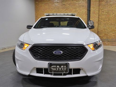 Used 2015 Ford Taurus Police Interceptor AWD image 4