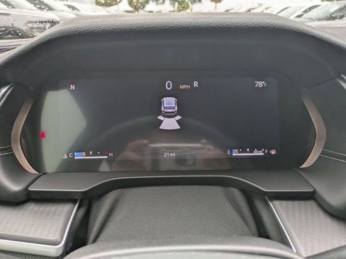 New 2025 Jeep Grand Cherokee L Laredo image 24