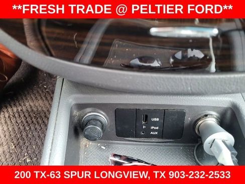 Used 2012 Hyundai Santa Fe GLS image 18