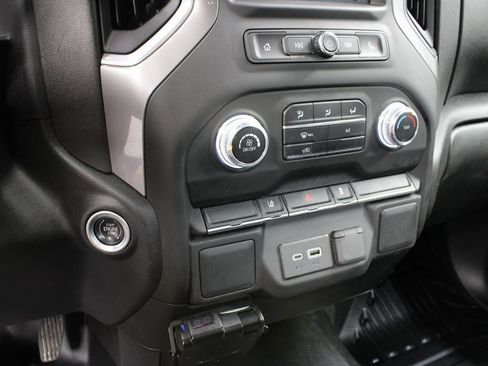 Used 2024 GMC Sierra 2500 Pro image 48