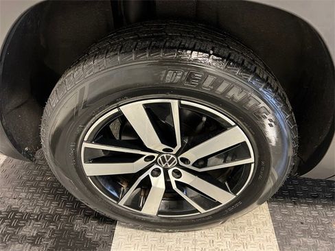 Certified 2022 Volkswagen Atlas SE image 14