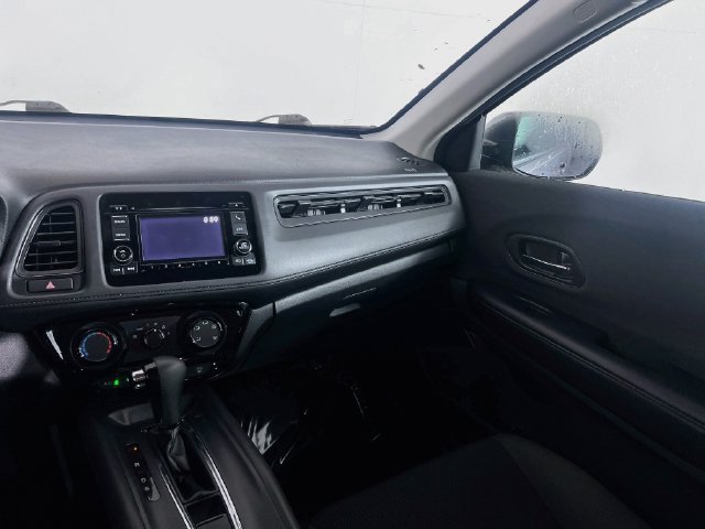 Used 2021 Honda HR-V LX image 21