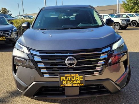 New 2026 Nissan Rogue S image 3