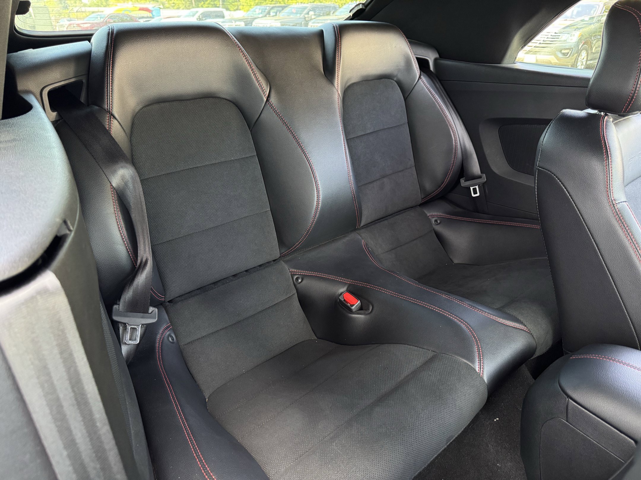 Used 2023 Ford Mustang GT Premium w/ GT Performance Package RWD image 32