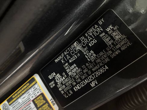 Used 2025 Kia Soul LX w/ LX Technology Package FWD image 23