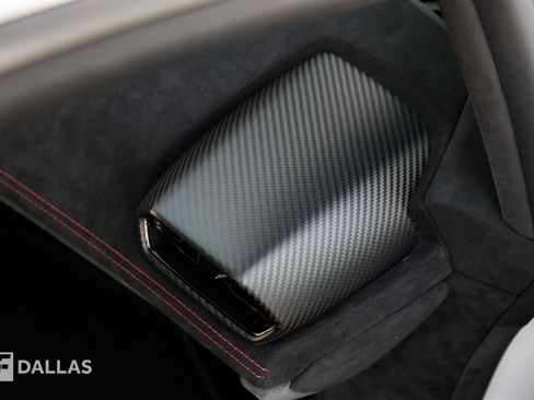 Used 2023 Lamborghini Huracan Sterrato image 38