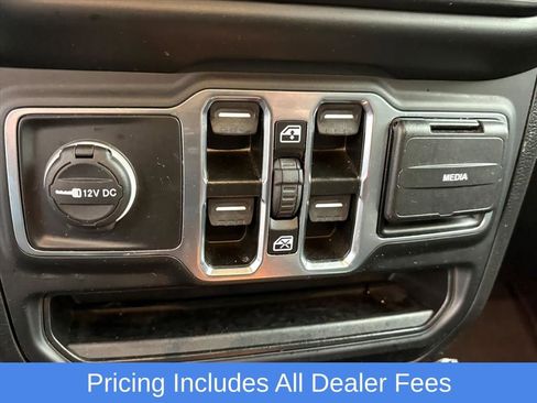 Used 2023 Jeep Gladiator Sport AWD/4WD image 24