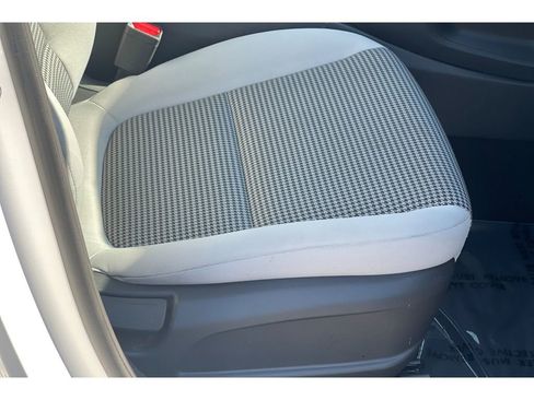 Used 2022 Hyundai Kona SE image 22