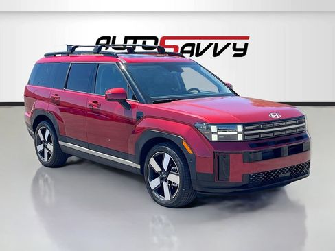 Used 2025 Hyundai Santa Fe Limited AWD/4WD image 1