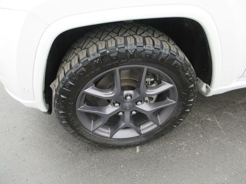 Used 2021 Jeep Grand Cherokee Limited w/ Quick Order Package 28K 80th AWD/4WD image 14