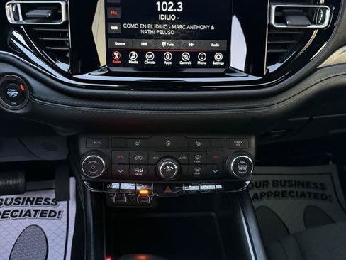 Used 2021 Dodge Durango SXT RWD image 17
