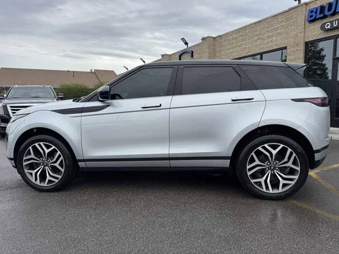 Used 2020 Land Rover Range Rover Evoque SE image 8