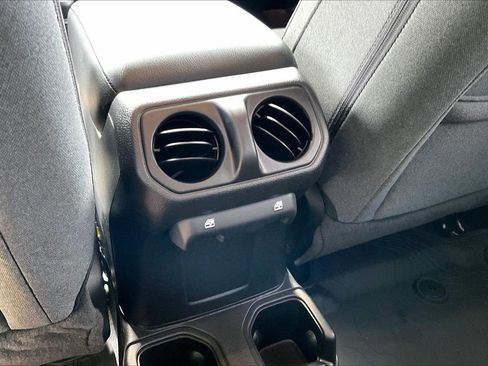 New 2026 Jeep Gladiator Sport AWD/4WD image 14
