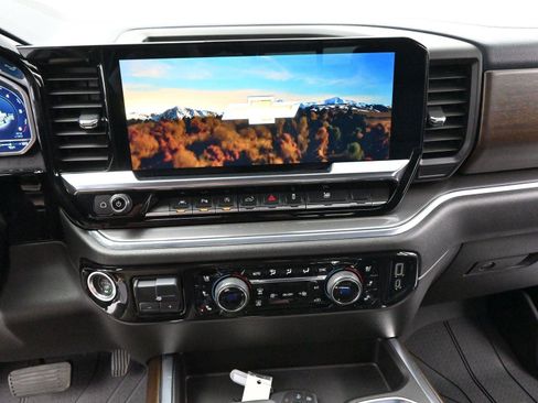 Used 2023 Chevrolet Silverado 1500 High Country w/ High Country Premium Package image 22