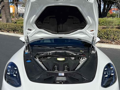 Used 2020 Porsche Panamera 4 image 81
