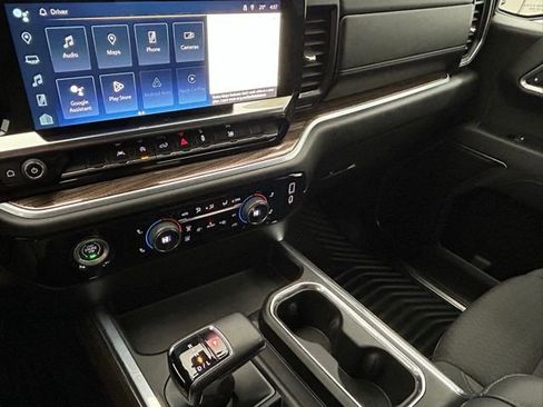 Used 2022 Chevrolet Silverado 1500 RST image 25