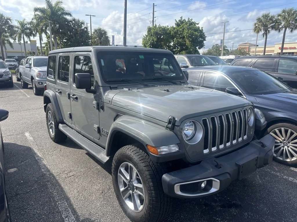 Certified 2023 Jeep Wrangler Unlimited Sahara w/ Cold Weather Group AWD/4WD image 3