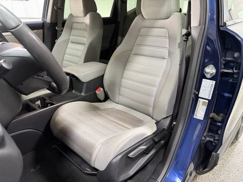 Used 2017 Honda CR-V LX image 18