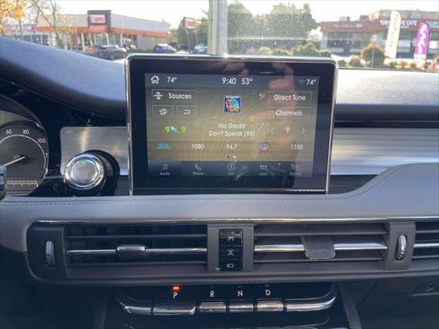 Used 2022 Lincoln Corsair Standard w/ Equipment Group 101A image 27