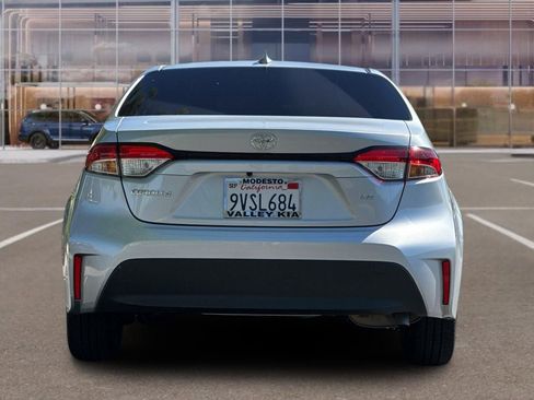 Used 2026 Toyota Corolla LE image 5