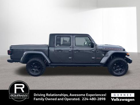 Used 2021 Jeep Gladiator Mojave w/ Cold Weather Group AWD/4WD image 11