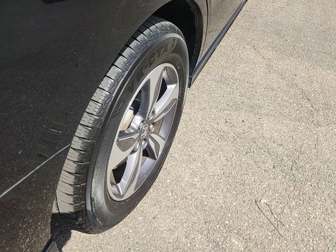 Used 2018 Honda Odyssey Touring image 15