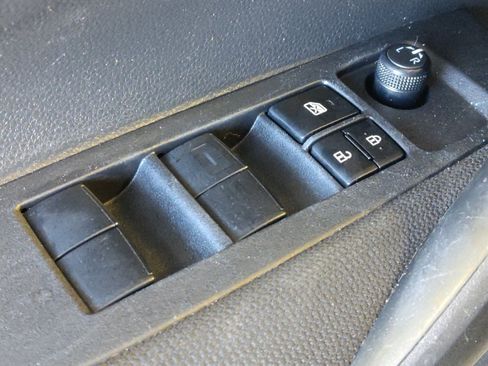 Used 2024 Toyota Corolla LE FWD image 27