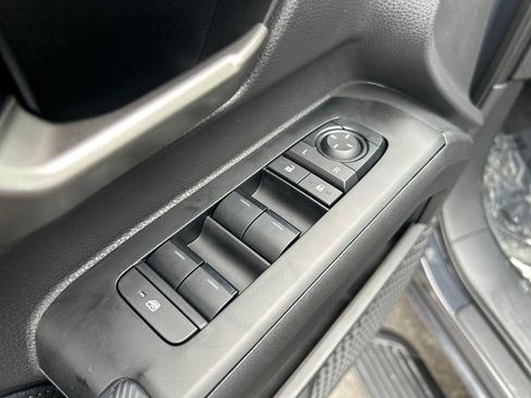 Certified 2025 Toyota Tacoma Limited image 11