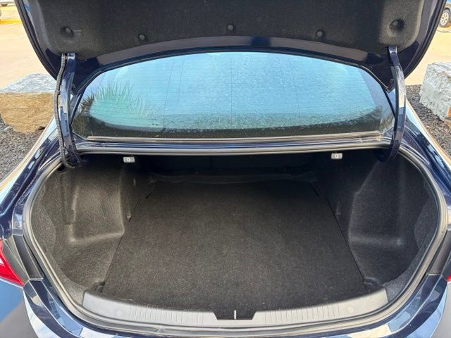 Used 2018 Chevrolet Malibu LS FWD image 14