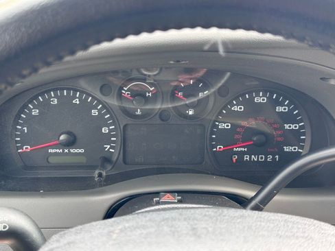 Used 2010 Ford Ranger XLT image 11