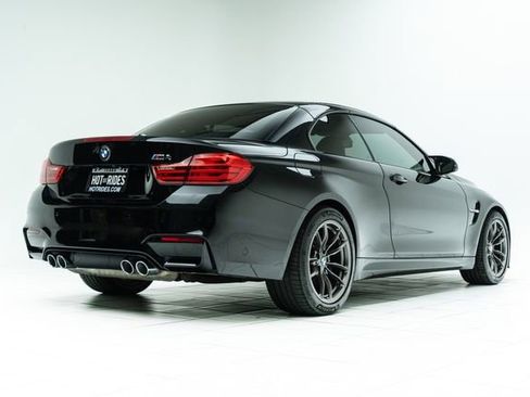 Used 2015 BMW M4 Convertible image 12