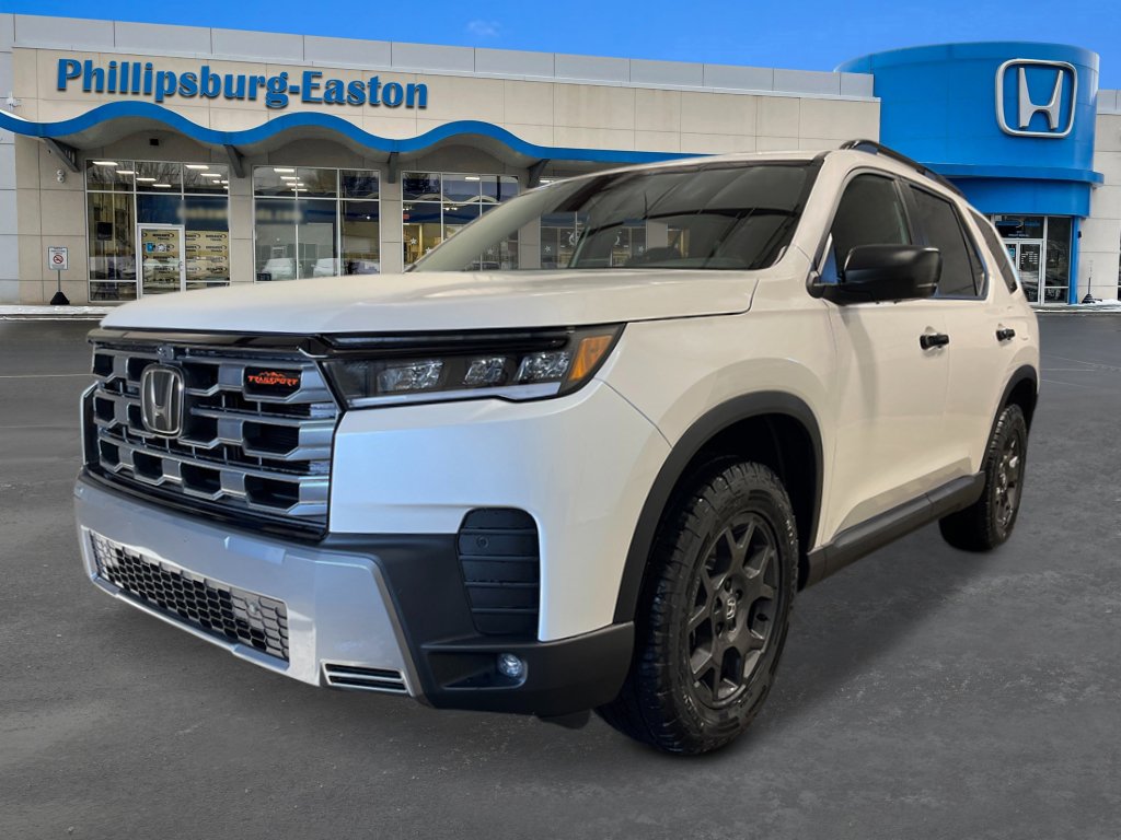 New 2026 Honda Pilot TrailSport image 1
