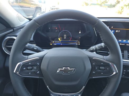 New 2025 Chevrolet Trax ACTIV w/ Driver Confidence Package image 23