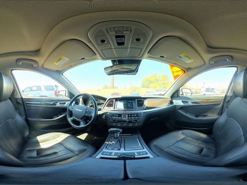 Used 2018 Genesis G80 3.8 w/ Option Group 02 image 32