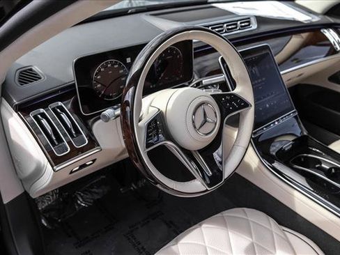 New 2026 Mercedes-Benz S 580 4MATIC Sedan image 10