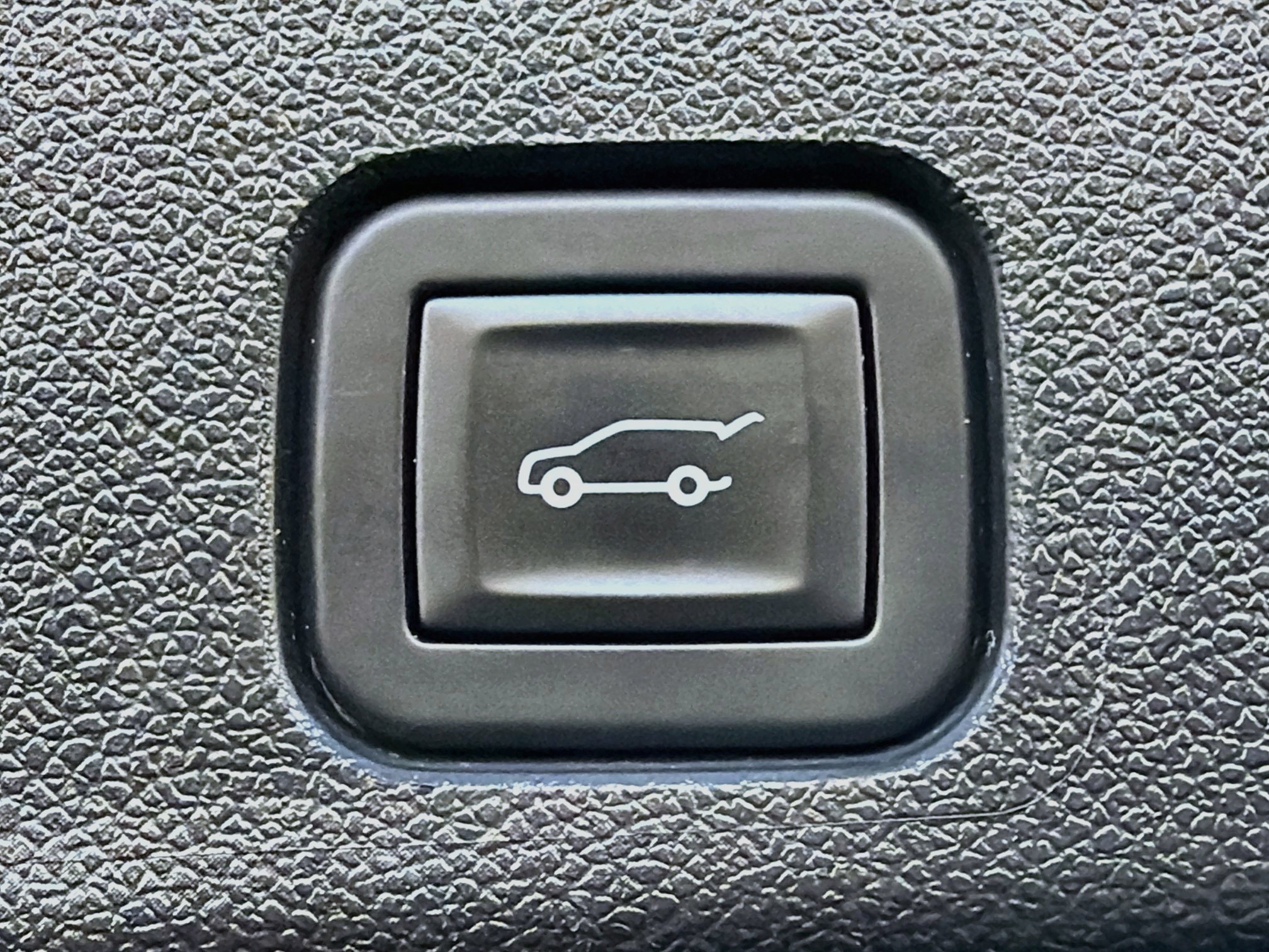Used 2025 Chevrolet Traverse LT AWD/4WD image 30