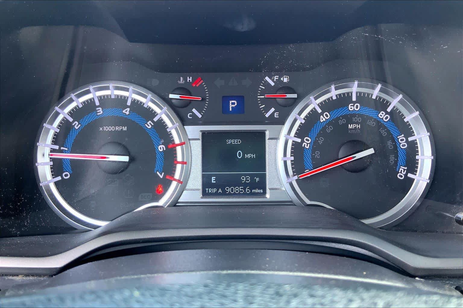 Used 2019 Toyota 4Runner TRD Off-Road Premium AWD/4WD image 25