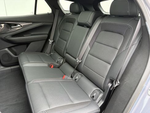 Used 2024 Chevrolet Blazer EV LT AWD/4WD image 12