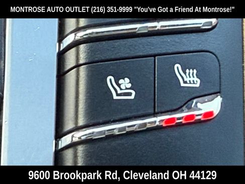 Used 2020 Porsche Macan AWD/4WD image 31